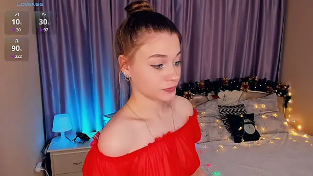 Snapshot of CedelKyngi chatting on December 26, 6:41 am CedelKyngi online show from December 26, 6:41 am