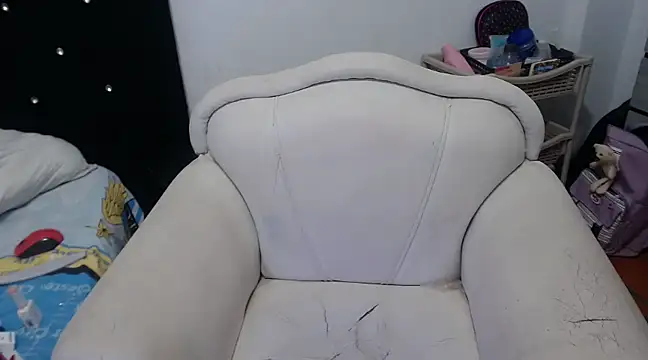 Snapshot of Ainhoa-hot chatting on January 17, 9:06 am Ainhoa-hot online show from January 17, 9:06 am