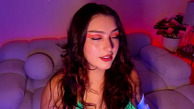 freya bella  online show from January 30, 8:32 am