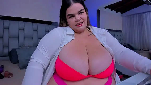 Snapshot of Sara_Thompsoon chatting on October 4, 11:52 am Sara Thompsoon online show from October 4, 11:52 am