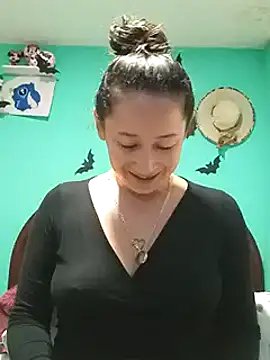 emilypoppy3 online show from December 4, 8:07 pm