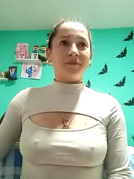 emilypoppy3 online show from December 11, 3:02 am