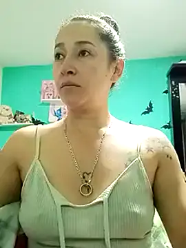 emilypoppy3 online show from March 13, 1:07 pm