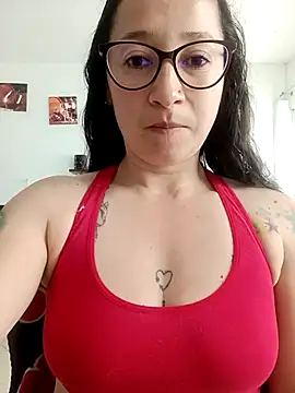 emilypoppy3 online show from March 11, 8:15 pm