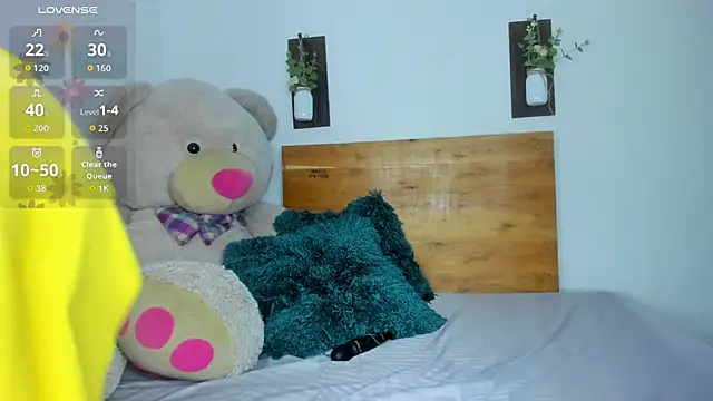 Snapshot of Sabba_sajjad chatting on November 23, 7:13 pm Sabba sajjad online show from November 23, 7:13 pm