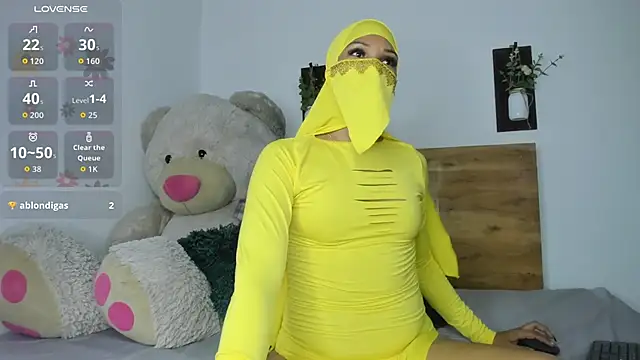 Snapshot of Sabba_sajjad chatting on November 27, 7:27 pm Sabba sajjad online show from November 27, 7:27 pm