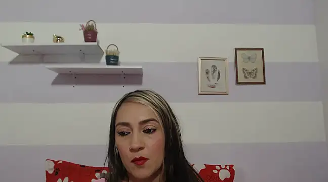 kimberlyvega online show from February 22, 6:41 pm