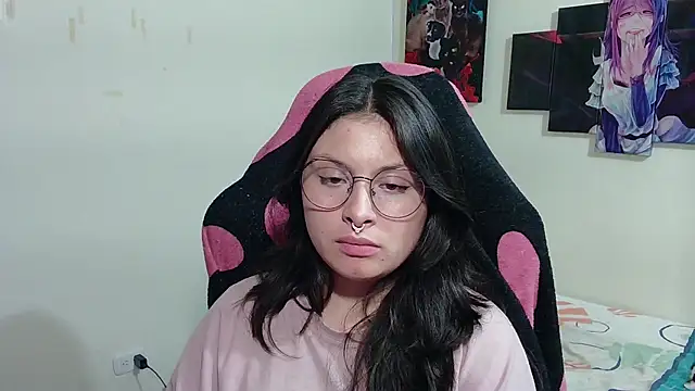 jessica gomez online show from February 15, 11:25 pm