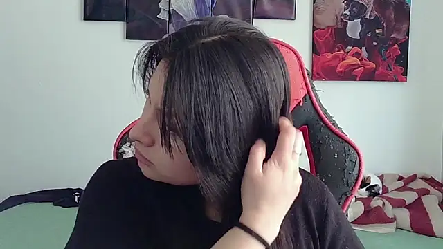 jessica gomez online show from November 10, 8:30 pm