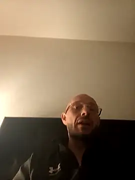 Guitccch online show from April 4, 3:38 am