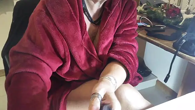 45marina45 online show from December 14, 4:56 pm