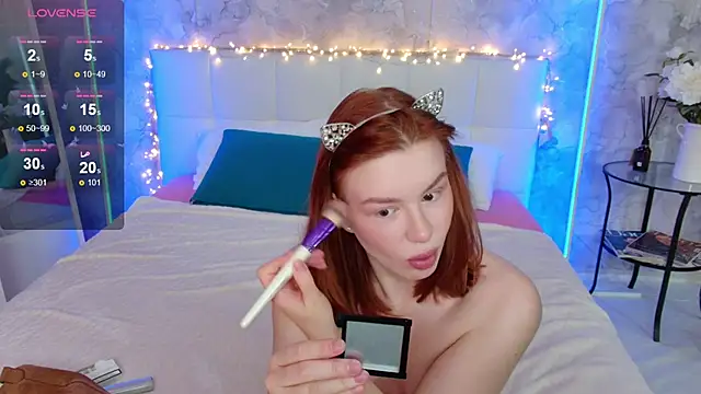 LucyHornyDoll online show from December 13, 6:00 am