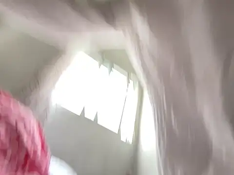 sweeviolet online show from March 30, 1:01 pm