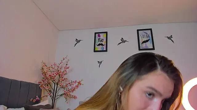 im sarah34 online show from December 29, 1:56 am