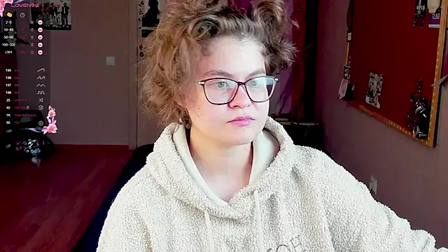 Sashy Way online show from December 15, 5:10 pm