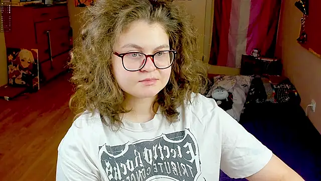 Snapshot of Sashy_Way chatting on January 12, 4:56 pm Sashy Way online show from January 12, 4:56 pm