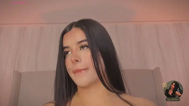 kaylarossi online show from April 13, 7:41 pm