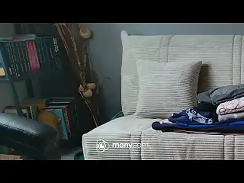 Snapshot of lolacharly@xh chatting on January 18, 1:40 pm lolacharlyxh online show from January 18, 1:40 pm