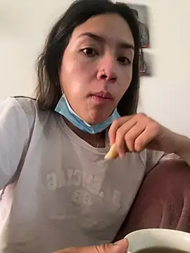 Snapshot of Mila_Morgan chatting on February 1, 3:39 pm Mila Morgan online show from February 1, 3:39 pm