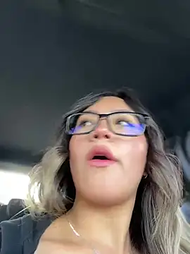 Snapshot of Mila_Morgan chatting on March 13, 9:16 pm Mila Morgan online show from March 13, 9:16 pm