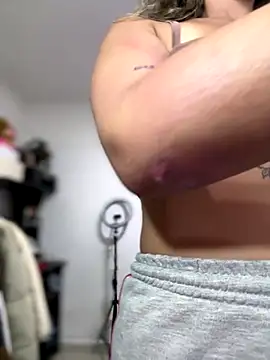 Snapshot of Mila_Morgan chatting on September 14, 7:24 pm Mila Morgan online show from September 14, 7:24 pm