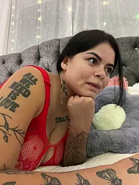 ivanna rivera online show from February 6, 6:46 pm