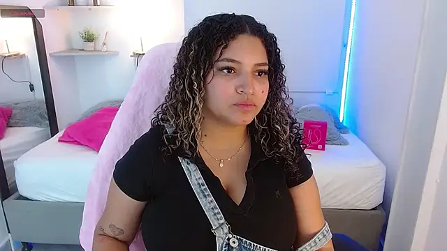 Julia Boobs online show from September 24, 12:30 pm