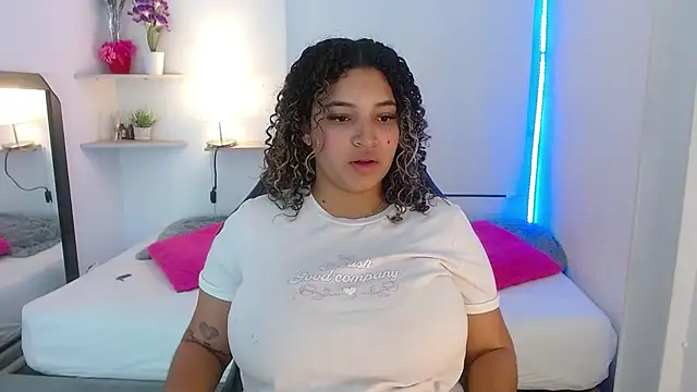 Julia Boobs online show from October 20, 12:16 pm