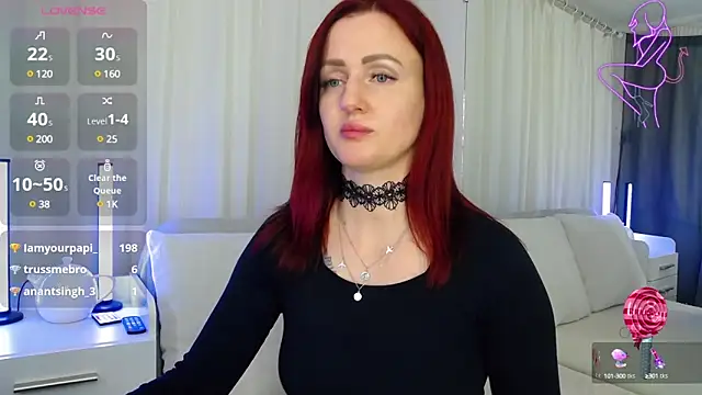 Snapshot of ElisaJane chatting on February 18, 3:53 am ElisaJane online show from February 18, 3:53 am