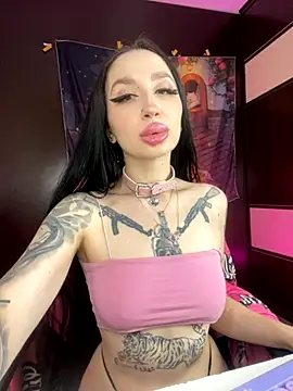 Molly  Moon online show from November 19, 2:00 am