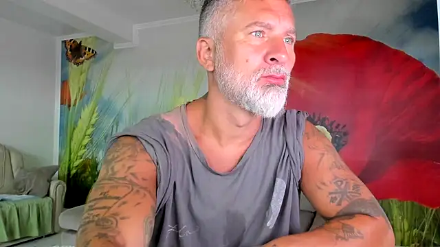 BlowMyXXL online show from June 12, 4:44 am