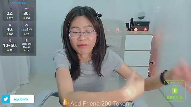 littlemiilk online show from March 20, 6:09 pm