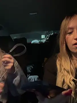 MerlinDave online show from December 26, 1:18 am