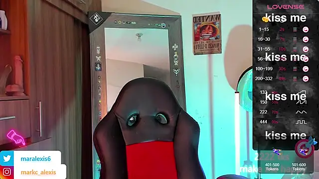 Snapshot of marckalexis chatting on January 11, 8:33 am marckalexis online show from January 11, 8:33 am