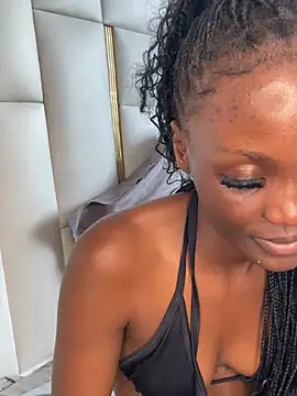 Fanclubbbbb online show from January 1, 8:13 am