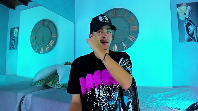 Mike 0233  online show from January 23, 4:09 am