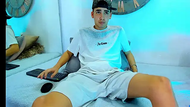 Mike 0233  online show from February 6, 7:13 am