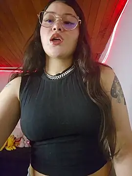 juli05star20 online show from April 5, 10:40 pm