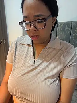 XMara online show from February 23, 4:04 pm