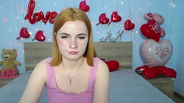 Snapshot of MargaritaKiss chatting on February 22, 7:47 pm MargaritaKiss online show from February 22, 7:47 pm