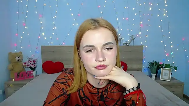 Snapshot of MargaritaKiss chatting on March 7, 2:12 pm MargaritaKiss online show from March 7, 2:12 pm