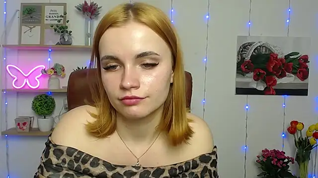 Snapshot of MargaritaKiss chatting on March 12, 5:35 am MargaritaKiss online show from March 12, 5:35 am