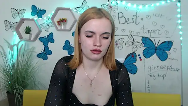 Snapshot of MargaritaKiss chatting on March 12, 11:12 pm MargaritaKiss online show from March 12, 11:12 pm