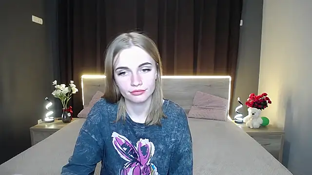 Snapshot of MargaritaKiss chatting on September 8, 7:35 pm MargaritaKiss online show from September 8, 7:35 pm