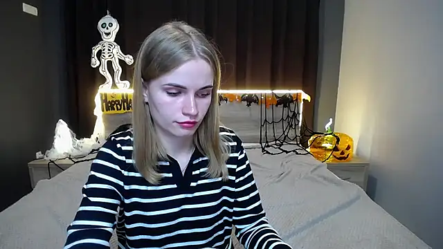 Snapshot of MargaritaKiss chatting on October 19, 7:03 pm MargaritaKiss online show from October 19, 7:03 pm