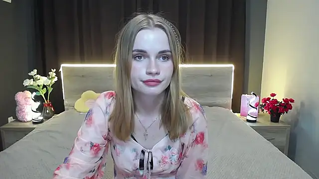 Snapshot of MargaritaKiss chatting on November 24, 7:46 pm MargaritaKiss online show from November 24, 7:46 pm