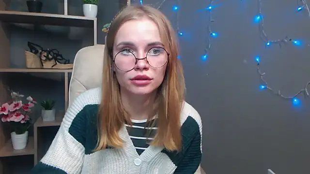 Snapshot of MargaritaKiss chatting on December 1, 7:41 pm MargaritaKiss online show from December 1, 7:41 pm