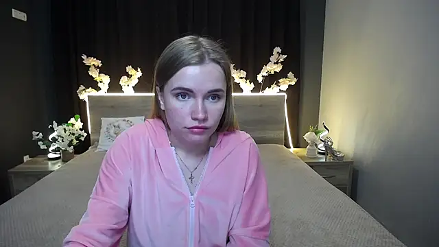Snapshot of MargaritaKiss chatting on April 20, 7:04 pm MargaritaKiss online show from April 20, 7:04 pm