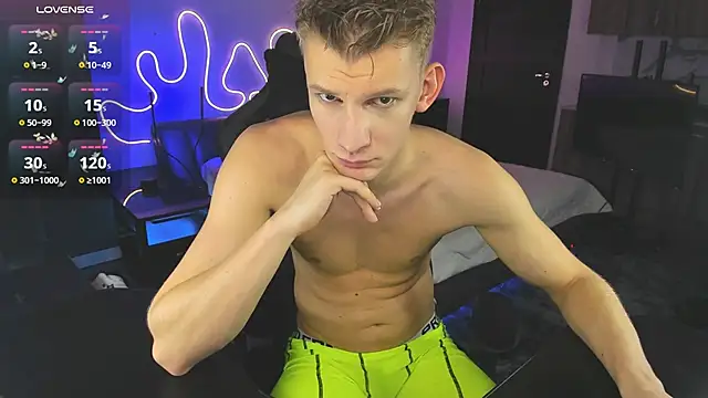 Brad Maloney online show from November 2, 8:00 pm