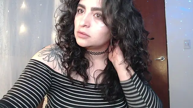 Snapshot of Marci_owo chatting on January 23, 7:32 am Marci owo online show from January 23, 7:32 am